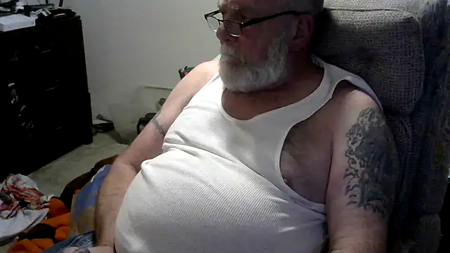 Snapshot of viejo_oso chatting on 02/14/26, 07:16 viejo oso online show from 02/14/26, 07:16