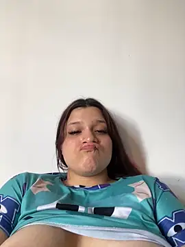 Snapshot of Sophia_cyrus11 chatting on 12/25/24, 07:45 Sophia cyrus11 online show from 12/25/24, 07:45