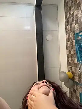 Snapshot of Sophia_cyrus11 chatting on 03/04/25, 09:32 Sophia cyrus11 online show from 03/04/25, 09:32