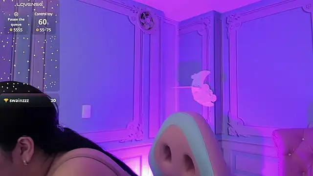 stefany duque1  online show from 12/27/24, 09:06