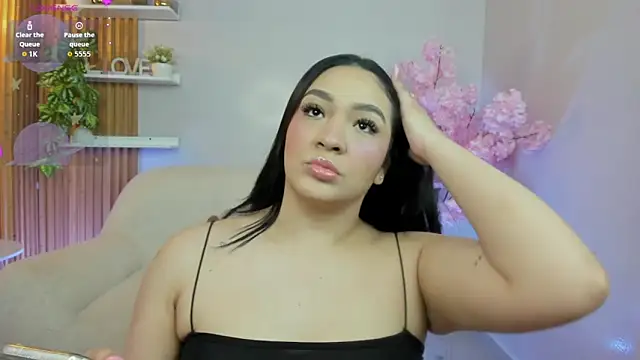 stefany duque1  online show from 09/16/25, 02:45