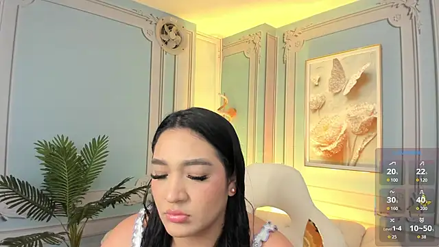 stefany duque1  online show from 10/15/25, 02:22