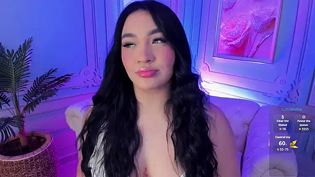 stefany duque1  online show from 10/18/25, 03:09