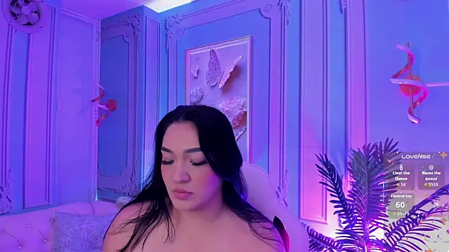 stefany duque1  online show from 11/11/25, 02:33