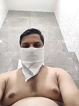 hot punekar online show from 12/31/24, 06:48