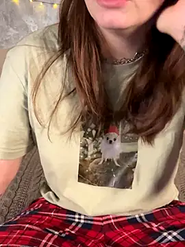 Sabrina shells online show from 11/26/25, 09:43