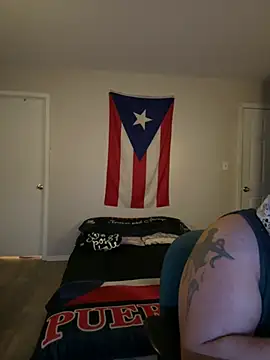 cloudy couple444 online show from 02/05/25, 08:43