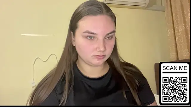 Snapshot of Dreamyblushfairy chatting on 09/23/25, 02:53 Dreamyblushfairy online show from 09/23/25, 02:53