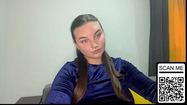 Snapshot of Dreamyblushfairy chatting on 09/29/25, 02:22 Dreamyblushfairy online show from 09/29/25, 02:22