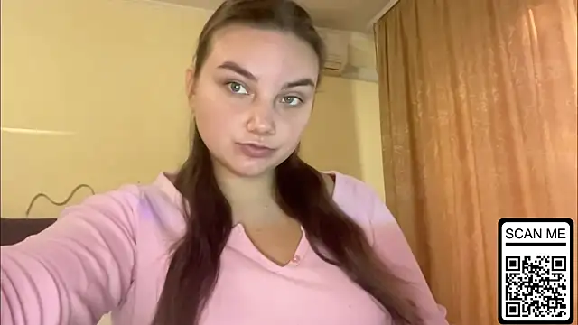 Snapshot of Dreamyblushfairy chatting on 10/02/25, 02:35 Dreamyblushfairy online show from 10/02/25, 02:35