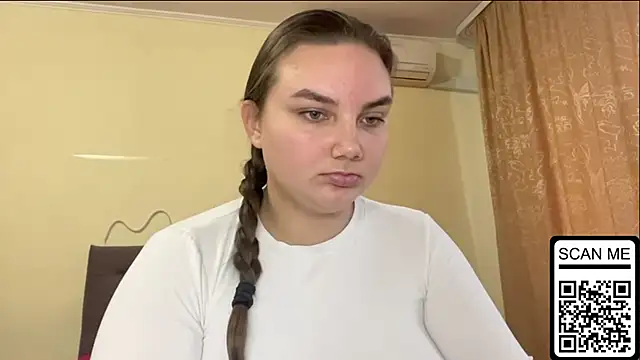 Snapshot of Dreamyblushfairy chatting on 10/14/25, 07:31 Dreamyblushfairy online show from 10/14/25, 07:31