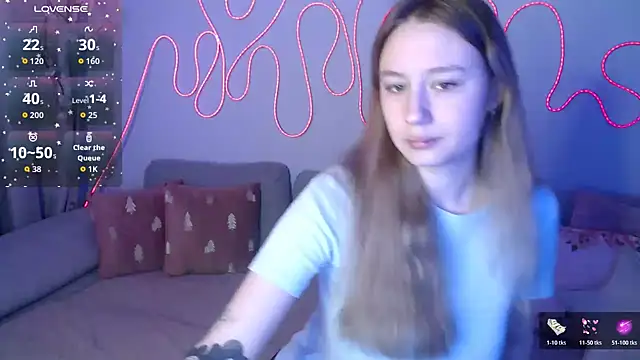 Haley Vixen online show from 12/17/25, 09:04