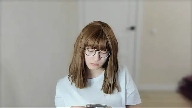  hannah baker online show from 02/12/25, 10:03