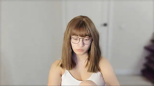  hannah baker online show from 02/14/25, 03:15
