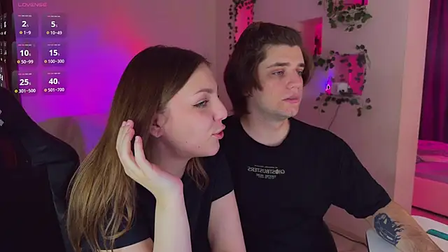 RobertAndLinela online show from 06/23/26, 10:46