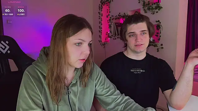 RobertAndLinela online show from 06/29/26, 01:22