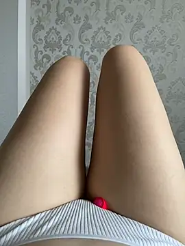 Snapshot of mersedas3 chatting on 12/28/24, 12:03 mersedas3 online show from 12/28/24, 12:03