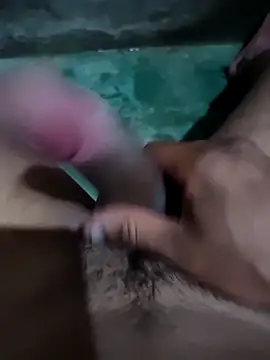 yaxom33 online show from 04/05/26, 01:36