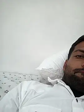 playboyz77 online show from 09/19/25, 08:27