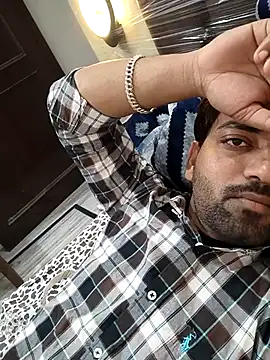 playboyz77 online show from 04/07/26, 05:19