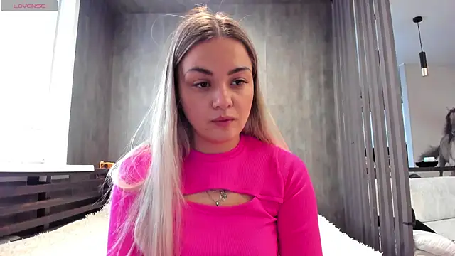 Mia   murrr online show from 11/14/25, 03:16