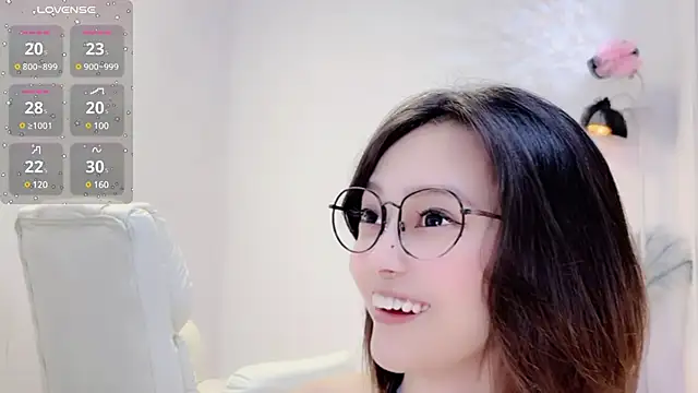 Natasha2025 online show from 12/28/24, 03:26