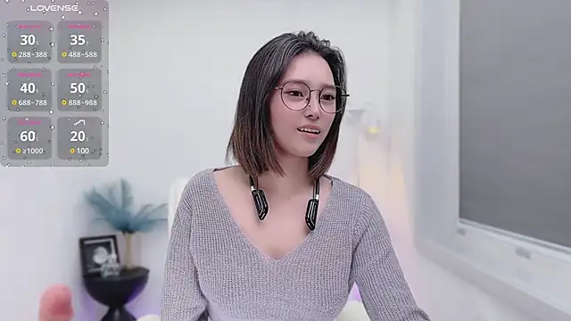 Natasha2025 online show from 01/14/25, 05:34