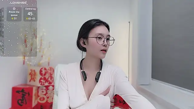 Natasha2025 online show from 02/22/25, 04:19