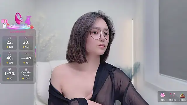 Natasha2025 online show from 03/14/25, 07:55