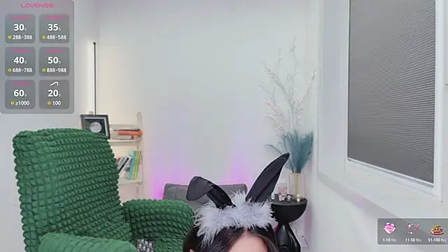 Natasha2025 online show from 09/18/25, 02:08