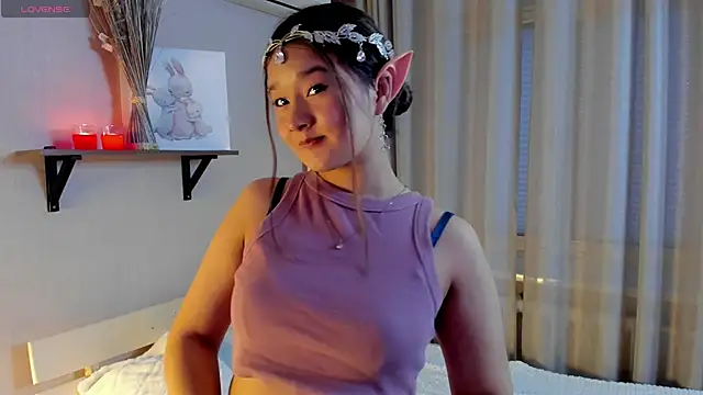 Maekko online show from 03/12/25, 01:40