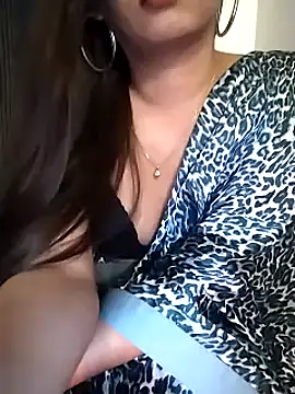 Aish29xh online show from 02/06/25, 09:06