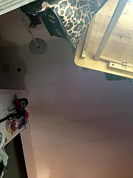 kayNkris online show from 10/12/25, 09:52