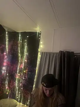 kayNkris online show from 12/22/25, 09:17