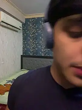 Snapshot of sunny49477 chatting on 02/03/25, 12:36 sunny49477 online show from 02/03/25, 12:36