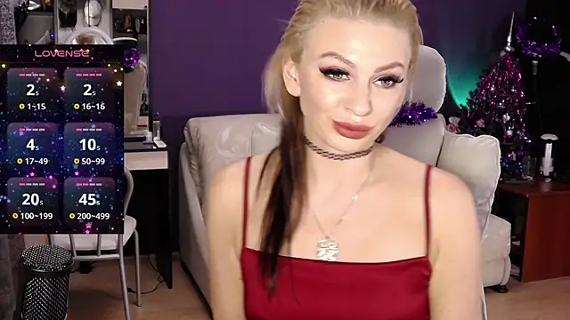 Snapshot of _britney_white_ chatting on 01/06/25, 03:19 britney white online show from 01/06/25, 03:19