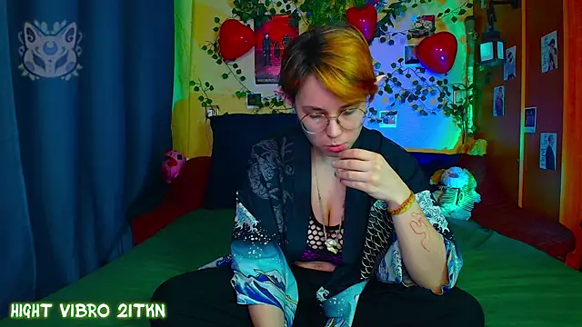 TrickyKitsune online show from 03/16/26, 03:38