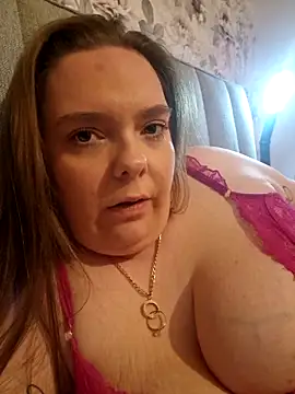 OFChloVIPxx online show from 03/14/25, 11:00