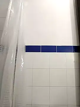 Snapshot of Mia_WAll chatting on 12/27/24, 12:12 Mia WAll online show from 12/27/24, 12:12