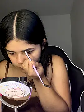 pretty angela1 online show from 09/13/25, 02:33