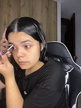 pretty angela1 online show from 12/20/25, 02:18