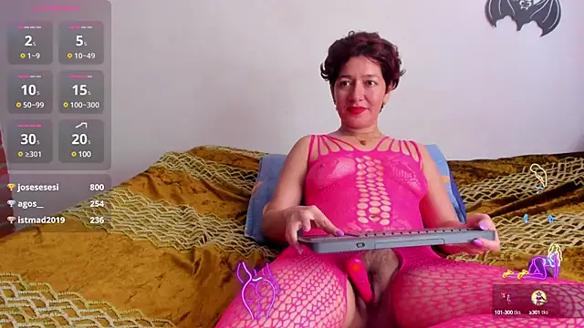 Laura hellss online show from 02/07/25, 02:47