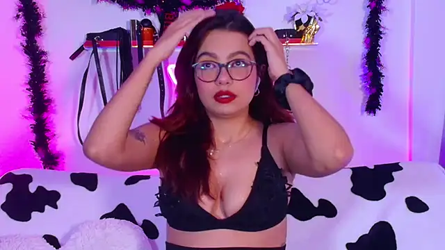 EmiF26 online show from 10/21/25, 03:51