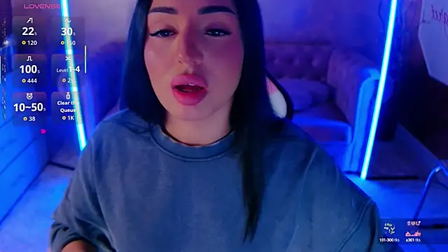 Snapshot of evanew_ chatting on 10/23/25, 04:06 evanew online show from 10/23/25, 04:06