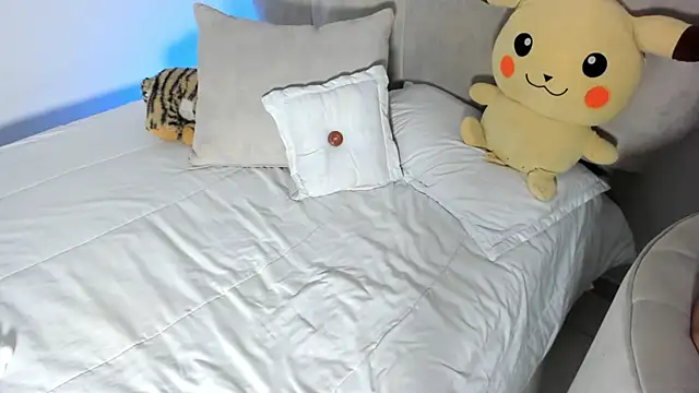 rachaeldeckard   online show from 01/24/25, 08:44