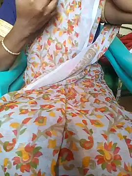 Snapshot of Tamil_roja69 chatting on 12/28/24, 05:44 Tamil roja69 online show from 12/28/24, 05:44