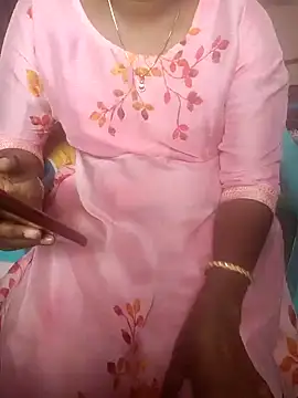 Snapshot of Tamil_roja69 chatting on 01/11/25, 06:14 Tamil roja69 online show from 01/11/25, 06:14