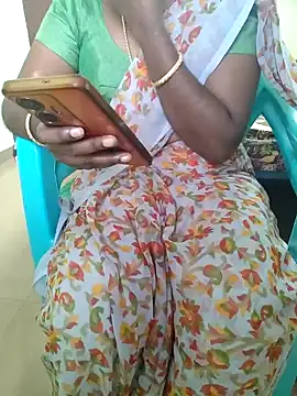 Snapshot of Tamil_roja69 chatting on 01/24/25, 12:41 Tamil roja69 online show from 01/24/25, 12:41