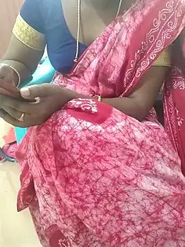 Snapshot of Tamil_roja69 chatting on 01/29/25, 12:35 Tamil roja69 online show from 01/29/25, 12:35