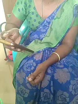 Snapshot of Tamil_roja69 chatting on 01/30/25, 12:06 Tamil roja69 online show from 01/30/25, 12:06